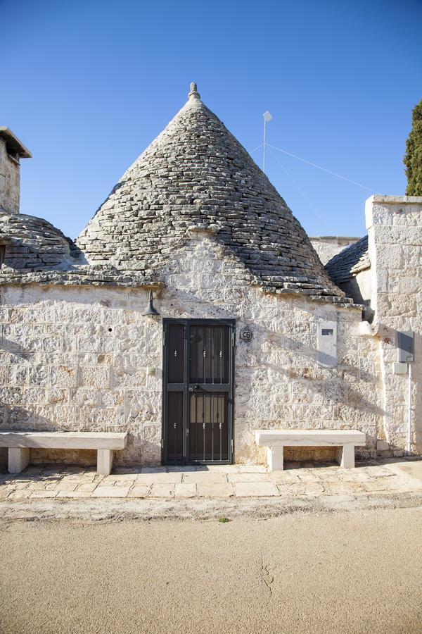 Trulli Pietra Preziosa Ξενοδοχείο Μαρτίνα Φράνκα Εξωτερικό φωτογραφία